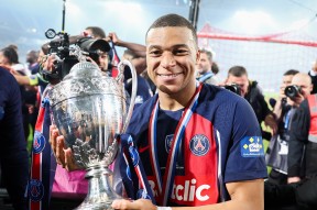 华体会网址-关于曼城力克巴黎圣日耳曼,姆巴佩梅开二度足总杯的信息