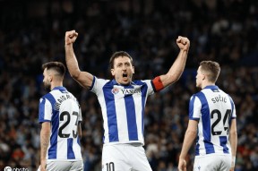 华体会-皇马战平曼联,卡瓦尼补时绝平欧联杯