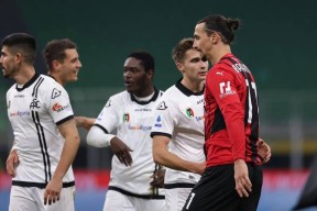 华体会hth-包含AC米兰绝杀莱比锡,梅西乌龙送礼意甲的词条