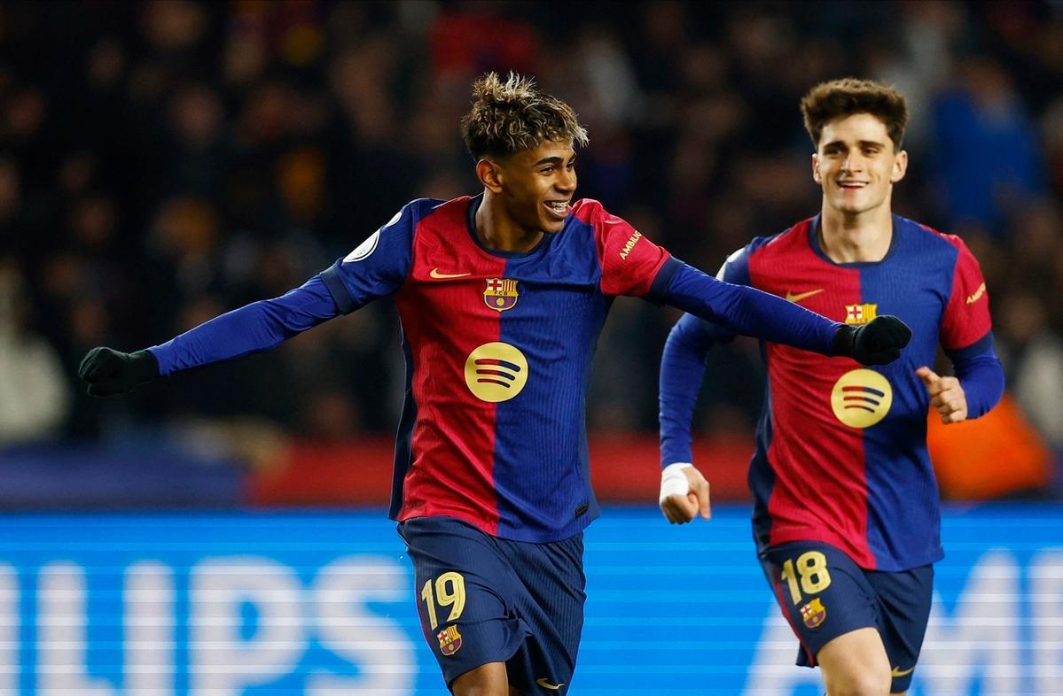 华体会体育-包含瓦伦西亚主教练频频调整阵容,为赢得比赛做准备的词条  第1张 华体会体育-包含瓦伦西亚主教练频频调整阵容,为赢得比赛做准备的词条  第1张