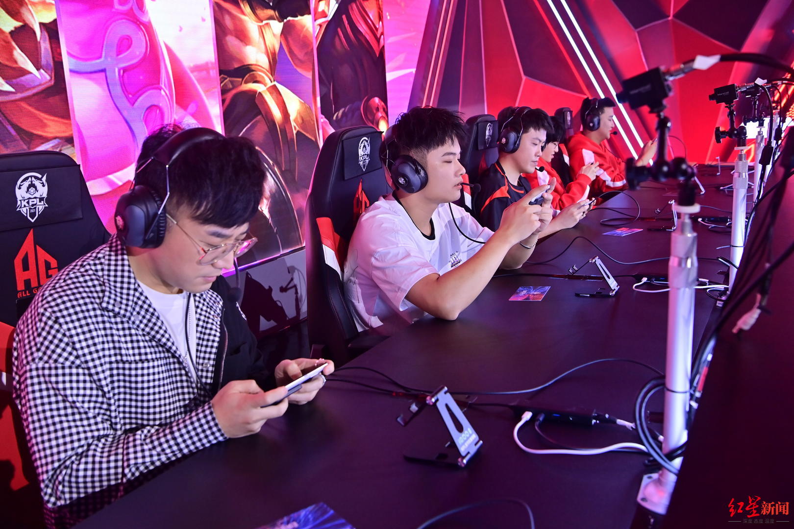 华体会体育-RNG横扫MAD,CoreJJ团战一打五小组赛3:1(成都)的简单介绍  第1张 华体会体育-RNG横扫MAD,CoreJJ团战一打五小组赛3:1(成都)的简单介绍  第1张