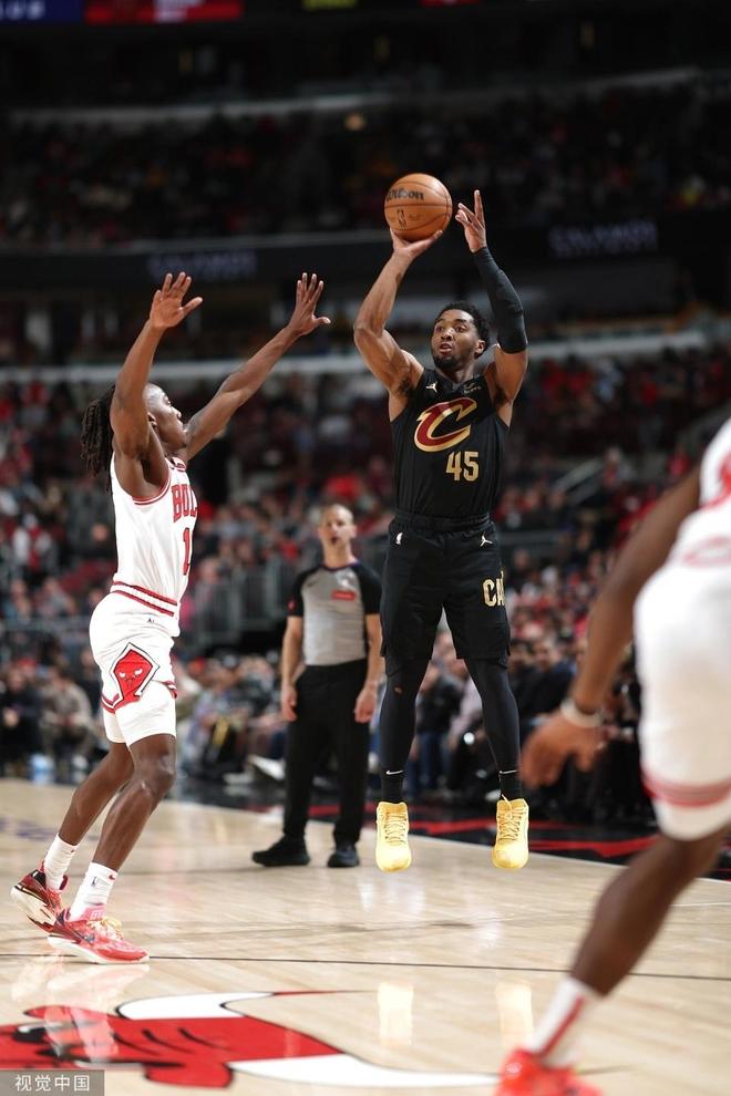 华体会网址-公牛爆冷加拿大男篮，波特统治全场的简单介绍  第2张