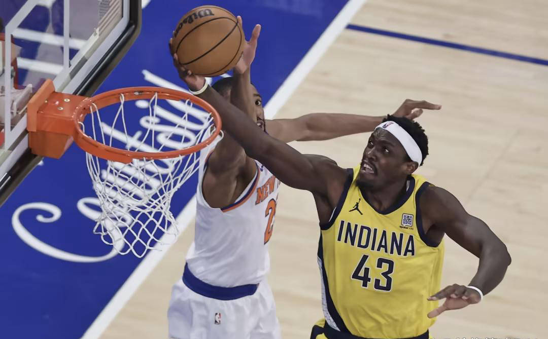 华体会登录-纽约尼克斯队拉开比分，取得胜利  第1张