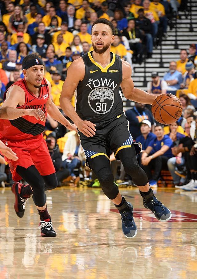 华体会网址-快船鏖战黄蜂,利拉德三分雨点燃全场  第2张 华体会网址-快船鏖战黄蜂,利拉德三分雨点燃全场  第2张